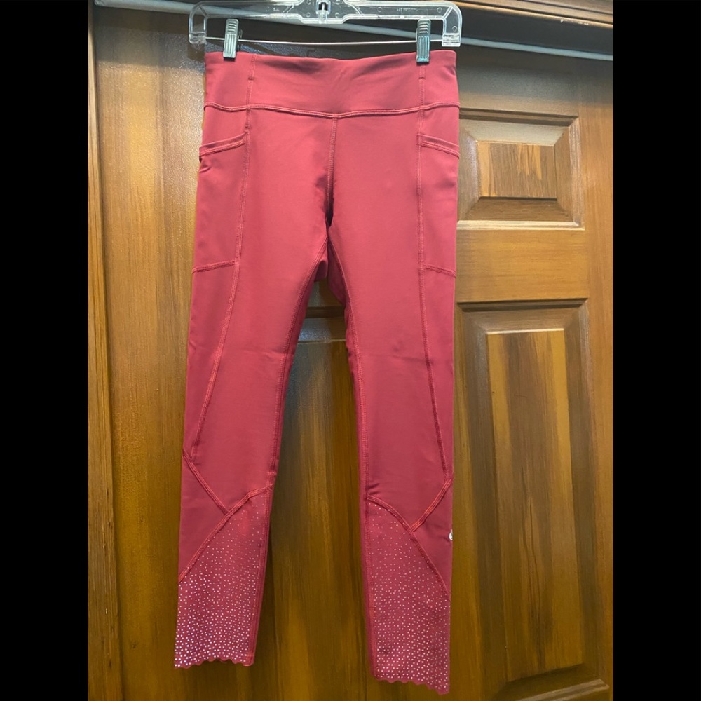 LULULEMON “Tight Stuff Tight” Legging Pant - Redwood color (rare) - sz 6 - EUC!